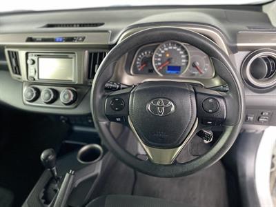 2013 Toyota RAV4 - Thumbnail