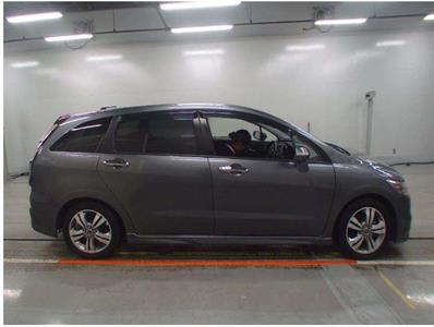 2012 Honda Stream - Thumbnail