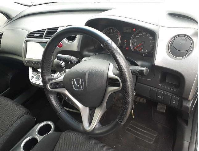 2012 Honda Stream