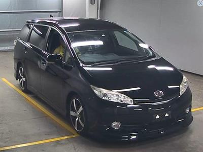 2013 Toyota Wish - Thumbnail