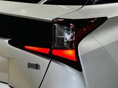 2019 Toyota Prius - Thumbnail