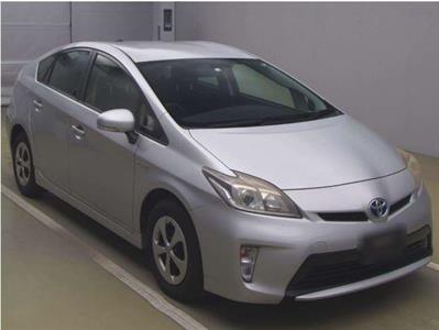 2012 Toyota Prius - Thumbnail