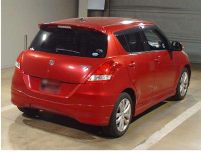 2013 Suzuki Swift - Thumbnail