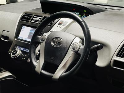 2012 Toyota Prius - Thumbnail