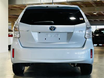 2012 Toyota Prius - Thumbnail