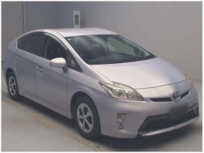 2012 Toyota Prius - Thumbnail