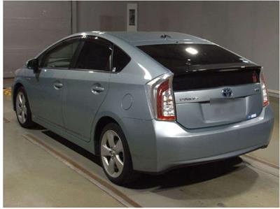 2012 Toyota Prius - Thumbnail