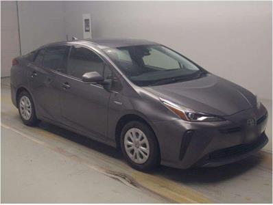 2019 Toyota Prius - Thumbnail