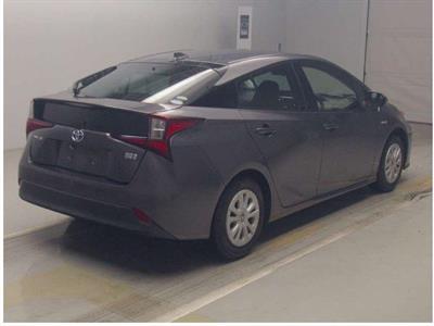 2019 Toyota Prius - Thumbnail