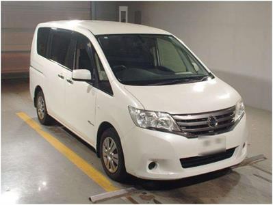 2013 Nissan Serena - Thumbnail