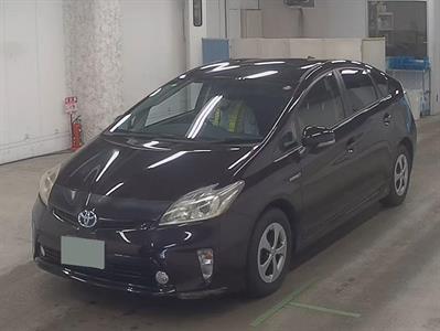 2012 Toyota Prius - Thumbnail