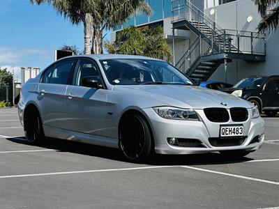 2010 BMW 320i