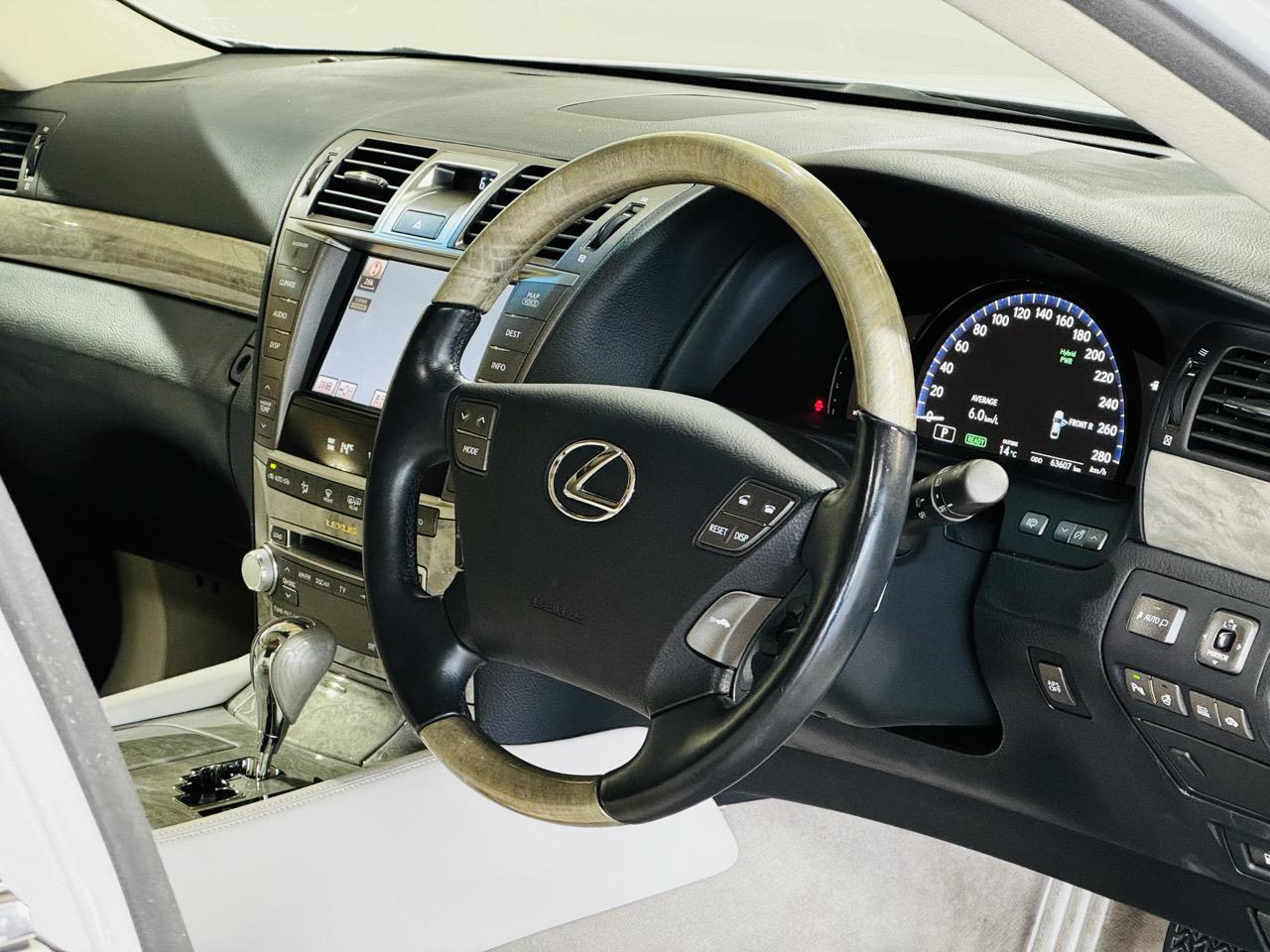 2011 Lexus LS 600