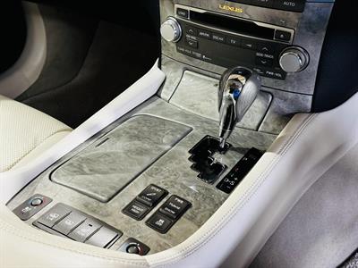 2011 Lexus LS 600 - Thumbnail