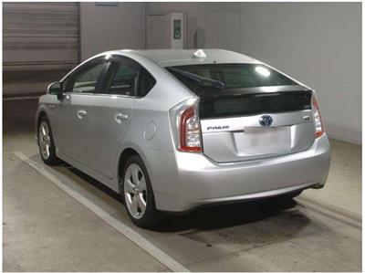 2012 Toyota Prius - Thumbnail