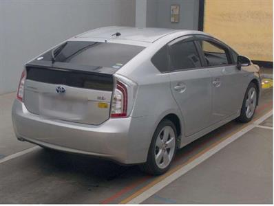 2013 Toyota Prius - Thumbnail