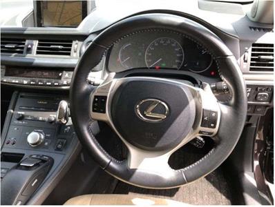 2012 Lexus CT 200h - Thumbnail