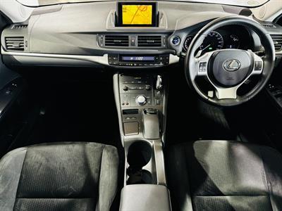 2012 Lexus CT 200h - Thumbnail