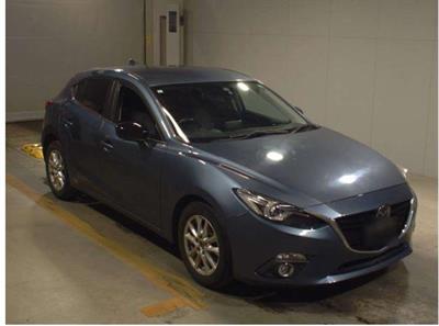 2015 Mazda Axela