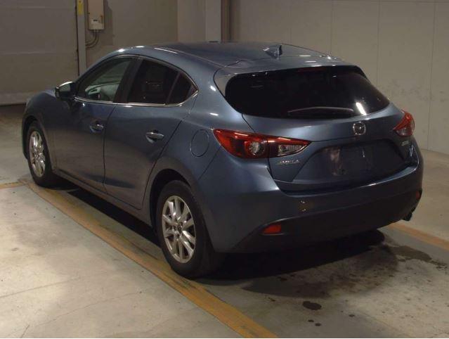 2015 Mazda Axela