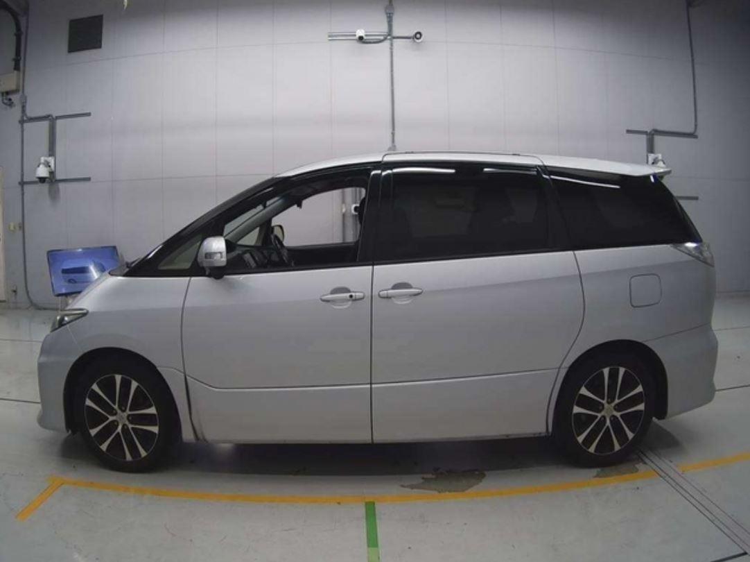 2015 Toyota ESTIMA