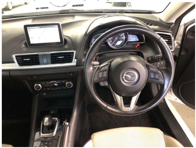 2013 Mazda Axela