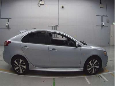 2013 Mitsubishi Galant - Thumbnail