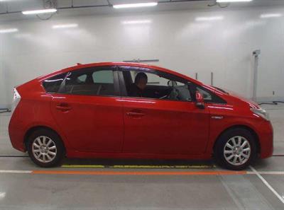 2012 Toyota Prius - Thumbnail