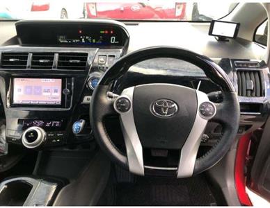 2012 Toyota Prius - Thumbnail