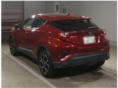 2017 Toyota C-HR - Thumbnail