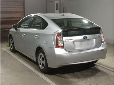 2013 Toyota Prius - Thumbnail