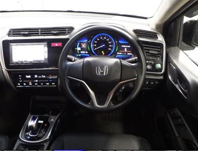 2014 Honda Grace - Thumbnail