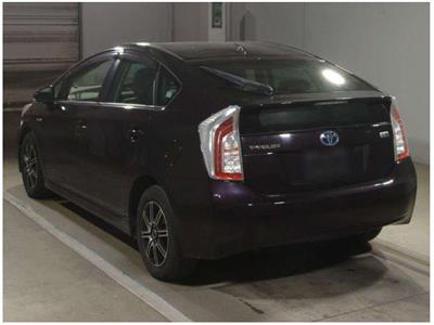 2012 Toyota Prius - Thumbnail