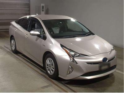 2017 Toyota Prius - Thumbnail