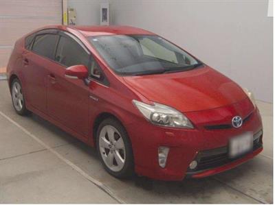 2013 Toyota Prius - Thumbnail