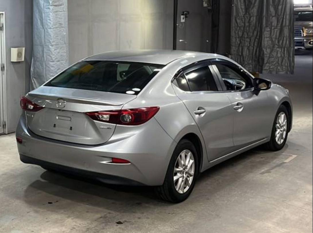 2014 Mazda Axela