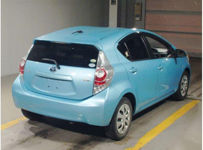 2013 Toyota Aqua