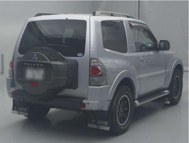 2014 Mitsubishi Pajero