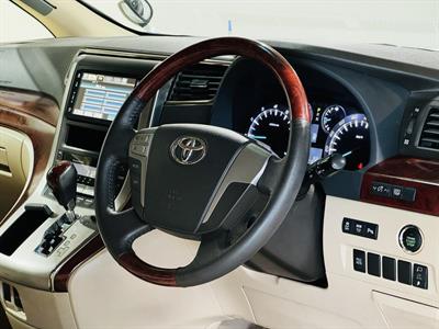 2010 Toyota VELLFIRE - Thumbnail