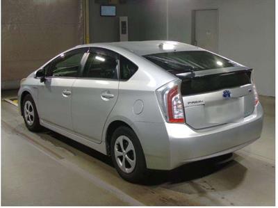 2013 Toyota Prius - Thumbnail