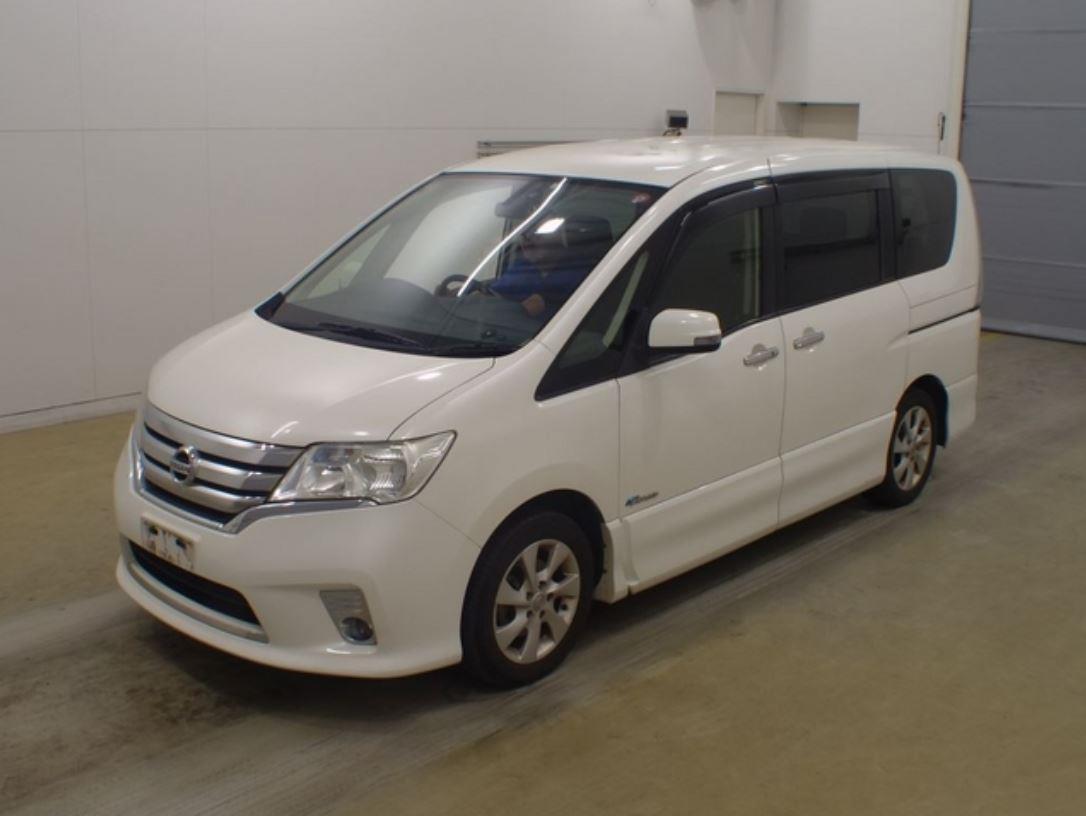 2013 Nissan Serena