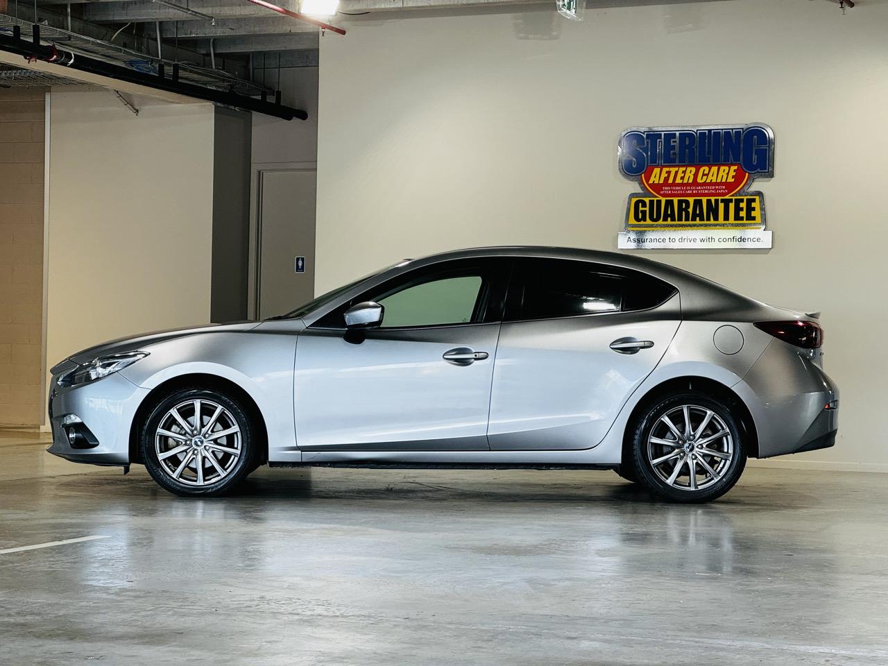 2013 Mazda Axela