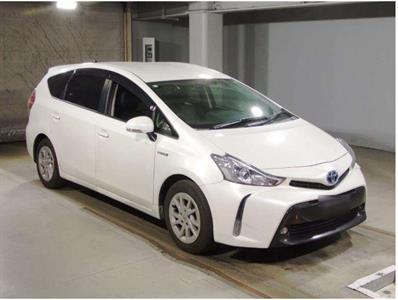 2015 Toyota Prius - Thumbnail