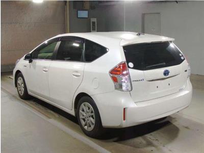 2015 Toyota Prius - Thumbnail