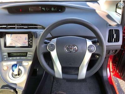 2012 Toyota Prius - Thumbnail