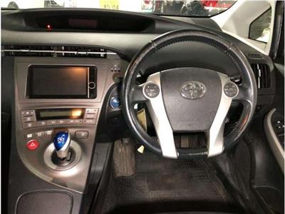 2013 Toyota Prius - Thumbnail