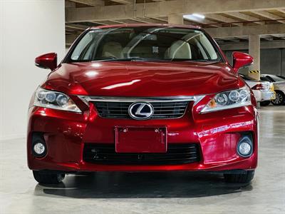 2011 Lexus CT 200h - Thumbnail