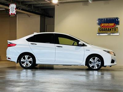 2015 Honda Grace - Thumbnail