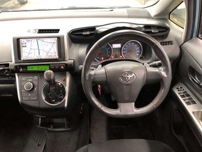 2012 Toyota Wish - Thumbnail