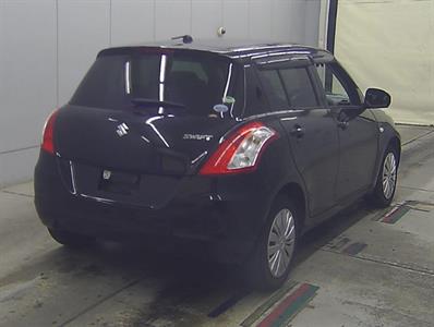 2014 Suzuki Swift - Thumbnail